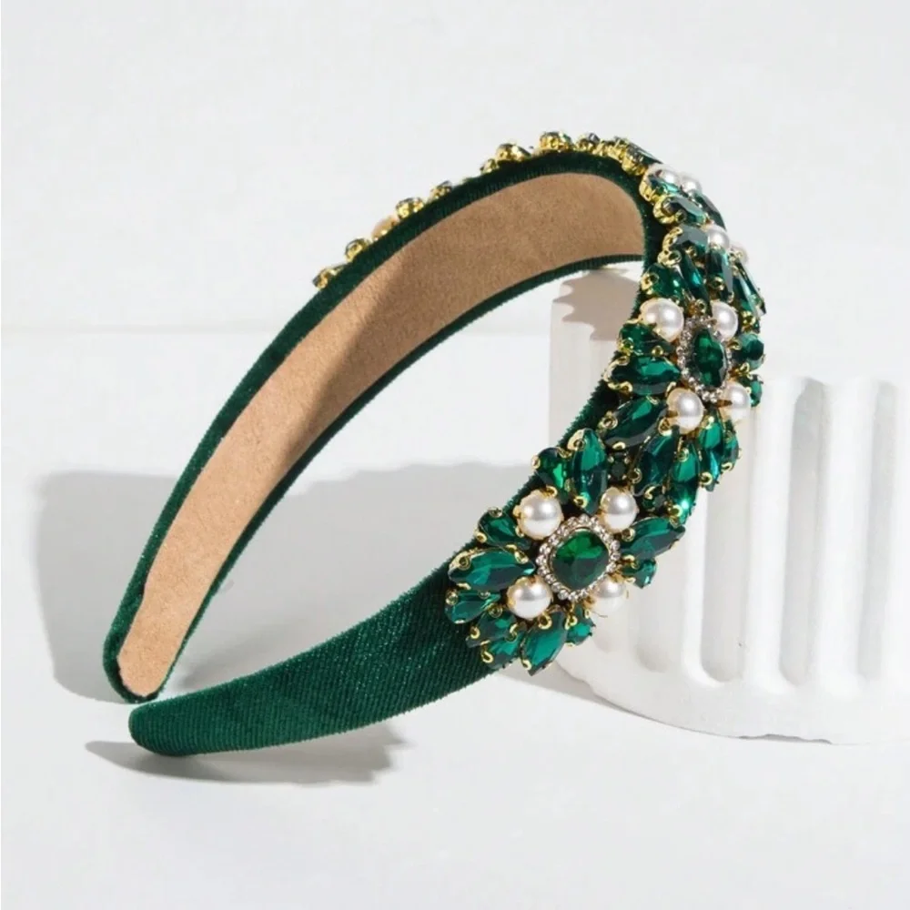 Elegant green‎ Embellished Headband